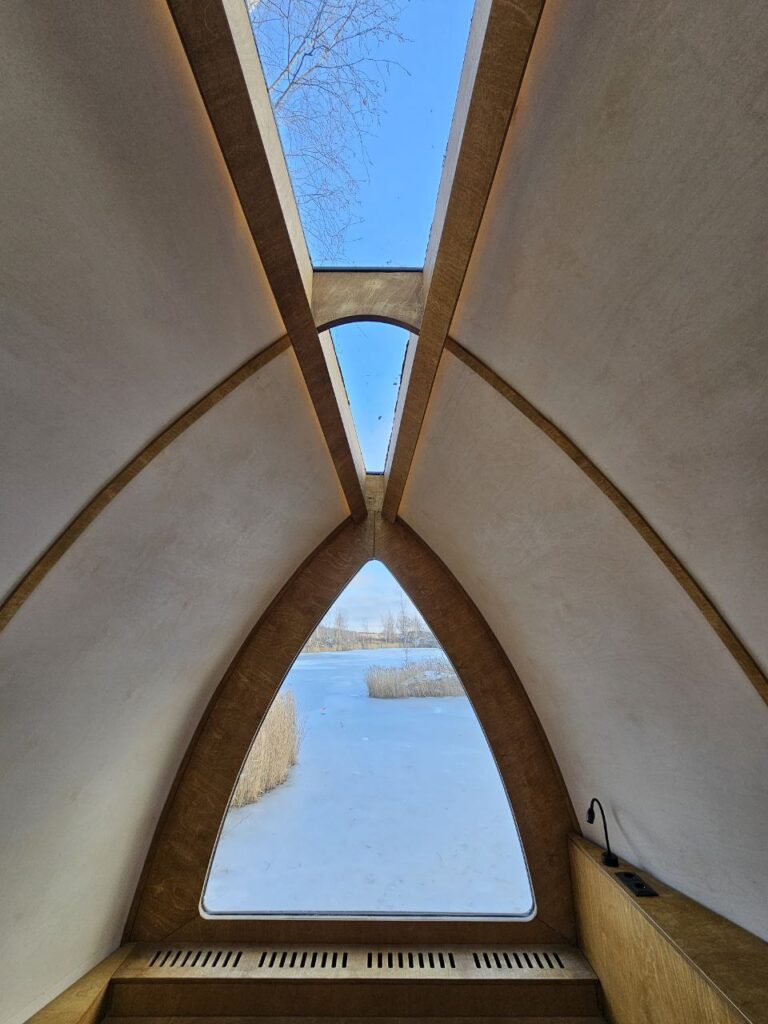 HIZ end window and skylight overlooking the lake